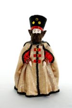 Кукла Потешного промысла Боярин в традиционной одежде