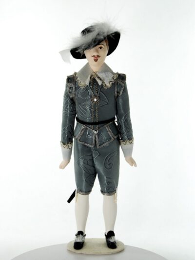 Кукла в мужском придворном костюме 17 века. Шведы