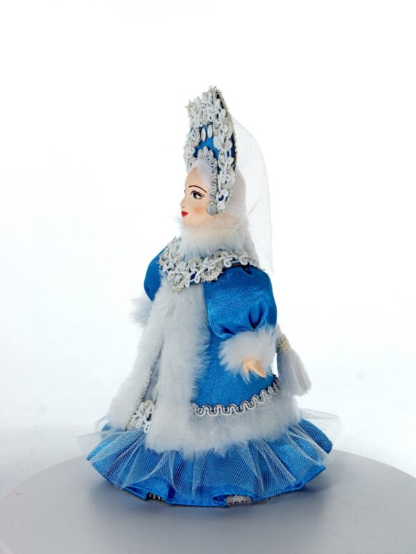 Снегурочка кукла